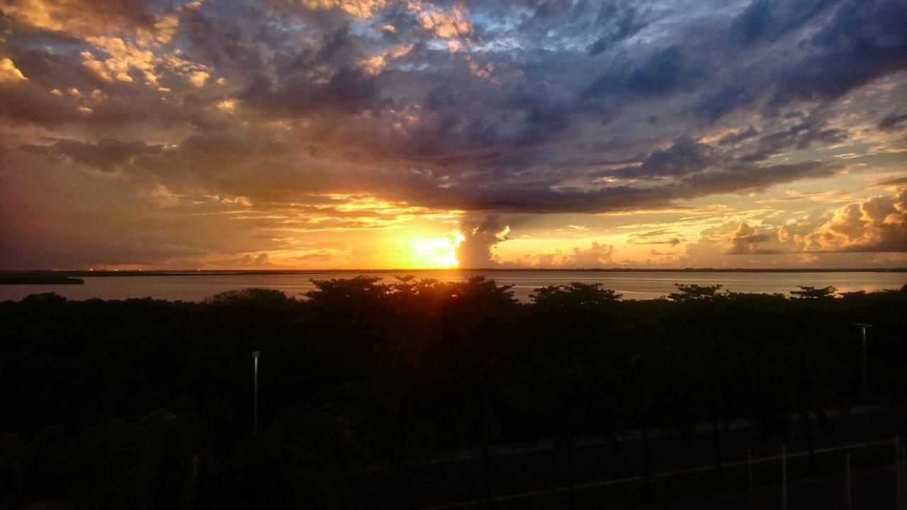 Brisas Sunset Apartment Cancún Exteriör bild