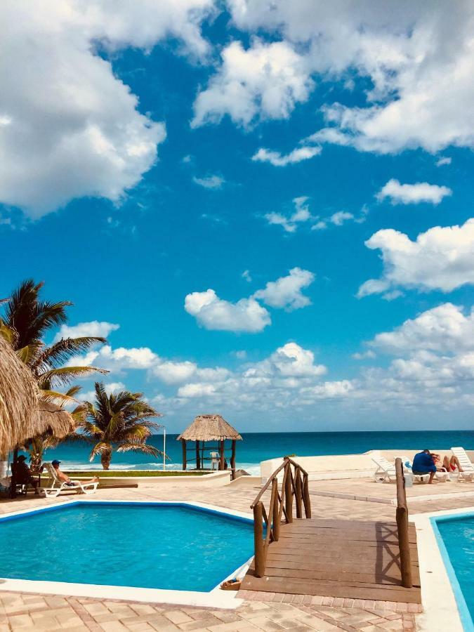 Brisas Sunset Apartment Cancún Exteriör bild